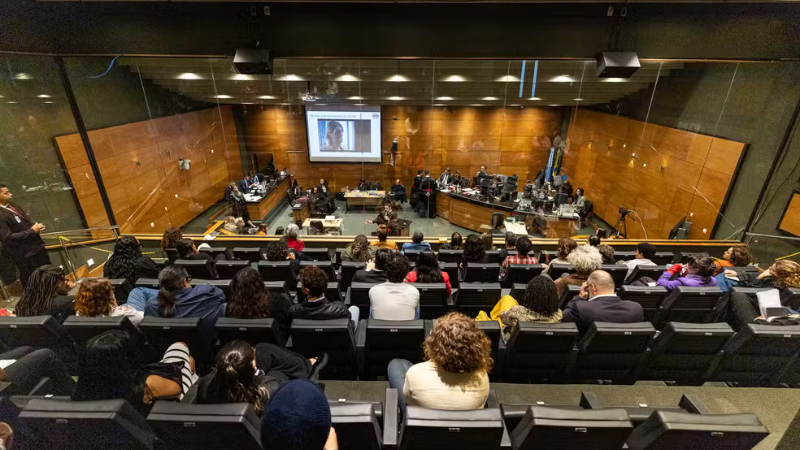 Julgamento Marielle Franco: Defesa de Ronnie Lessa clama por “Condenação Justa” em dia de argumentações intensas