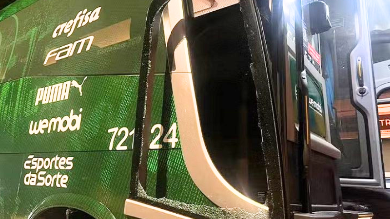 Ataque ao ônibus do time feminino do Palmeiras gera indignação e mobiliza investigações