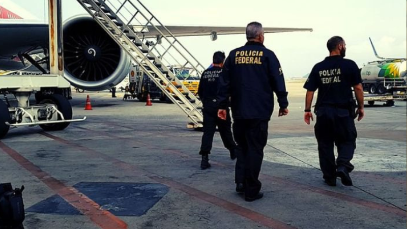 Polícia Federal prende três brasileiros listados na Interpol em aeroporto de Minas Gerais