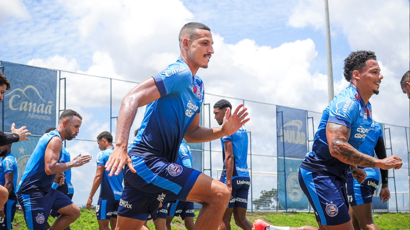 Tricolor realiza penúltimo treino da semana com foco tático e integração da base