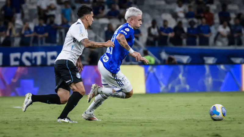 Cruzeiro e Grêmio empatam em jogo decisivo pelo Brasileirão