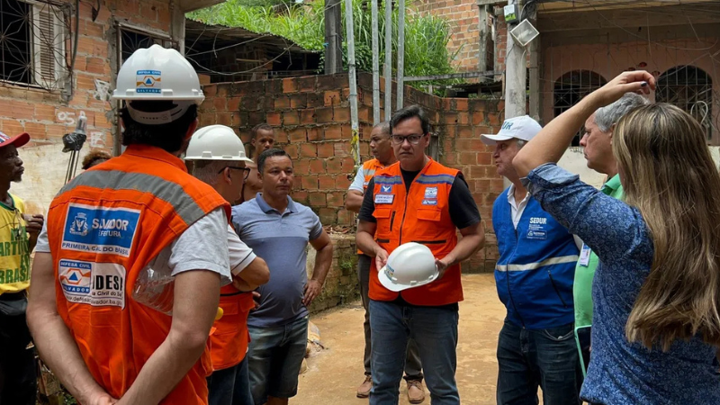 Prefeitura inicia reconstrução em Saramandaia após tragédia causada pelas chuvas