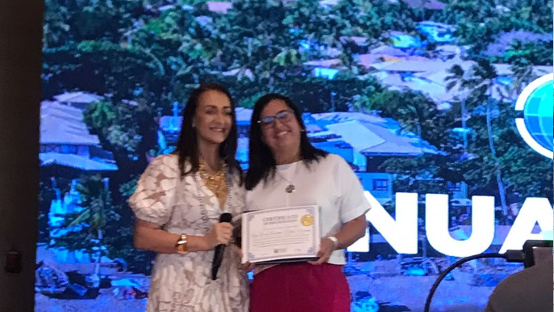 Vice-prefeita de Salvador recebe homenagem em evento de empreendedorismo feminino
