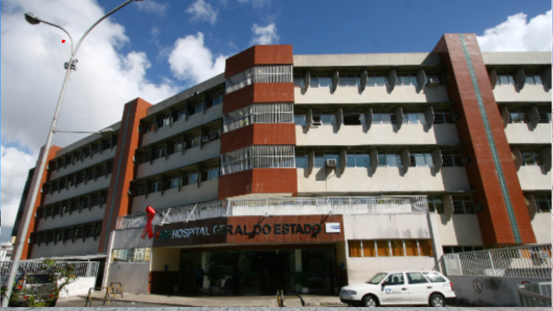 Criança de 4 anos sofre queda de apartamento e é hospitalizada em estado grave em Salvador