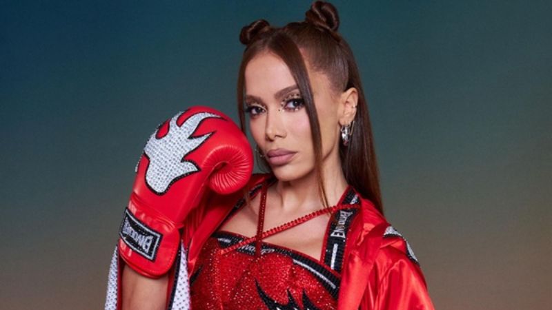 Anitta adota look de boxeadora em segundo dia dos “Ensaios da Anitta” em Fortaleza