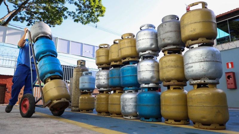 Bahia ocupa o terceiro lugar no ranking dos estados com o gás de cozinha mais caro do Brasil