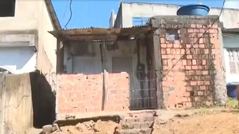 Menina de 6 anos baleada enquanto dormia morre em Salvador