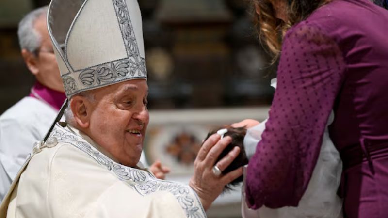 Papa Francisco, em novo livro, minimiza problemas de saúde: ‘estou bem’