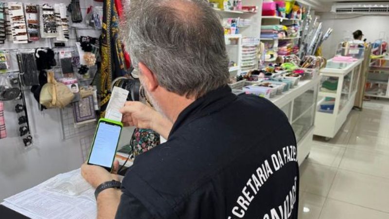 Operação da Sefaz-BA fiscaliza 3,2 mil empresas e apreende 108 máquinas de cartão