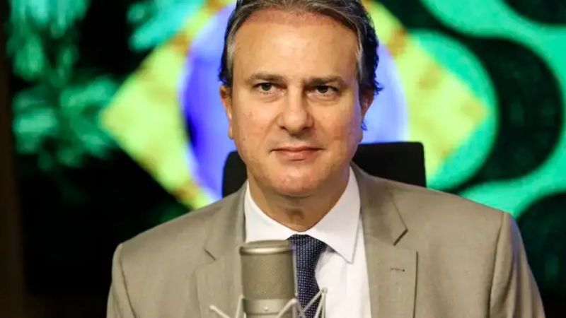 Governo Federal reajusta piso salarial dos professores para R$ 4.867,77 em 2025