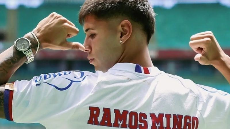 Ramos Mingo é apresentado pelo Bahia e declara seu amor pelo Brasileirão
