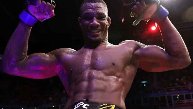 Baiano Malhadinho brilha no UFC 311 com nocaute e mira Ciryl Gane