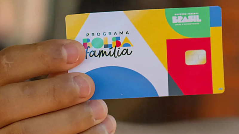 Caixa inicia pagamentos de janeiro do Bolsa Família com repasse mínimo de R$ 600 por família