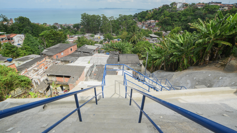 Alto da Terezinha recebe nova contenção de encosta