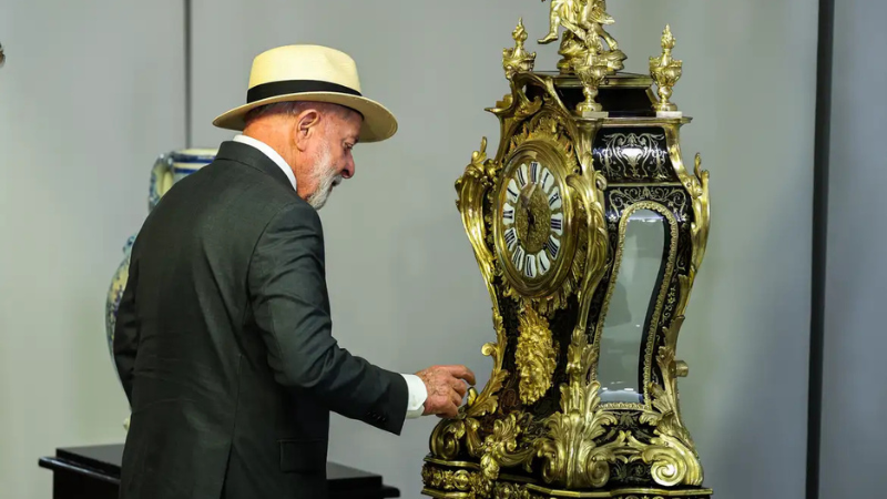 Obras restauradas retornam ao acervo do Palácio do Planalto em cerimônia simbólica