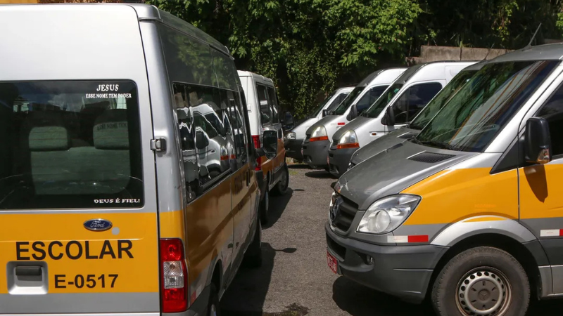 Novo regulamento do transporte escolar promete mais eficiência e segurança em Salvador
