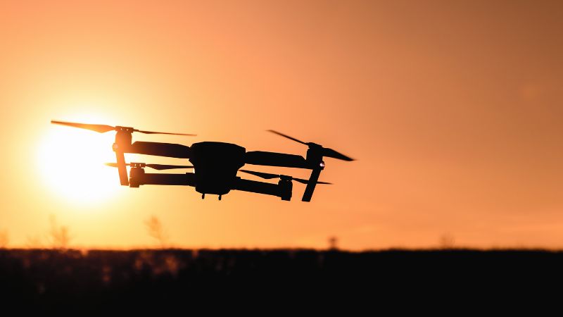 Salvador já faz testes de entrega via drone e discute regulamentação