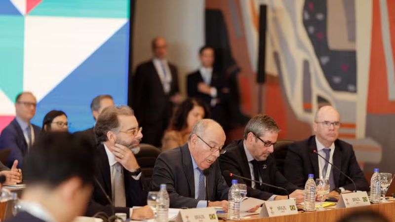 Ministro das Relações Exteriores critica aumento de conflitos e limitações da ONU durante encontro do Brics