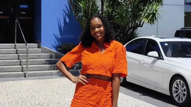 Raíssa Santos apresenta primeiras canções autorais no Fuzuê