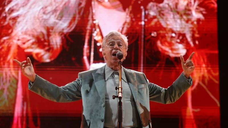 Caetano Veloso lamenta escolha no setlist da turnê com Bethânia: ‘Devia ter cantado’