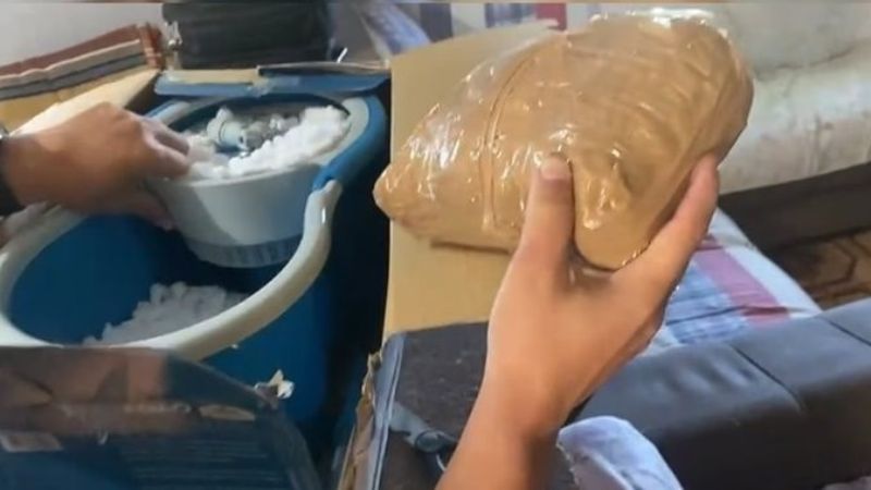 Homem é preso após encomendar esfregão recheado de maconha via Sedex