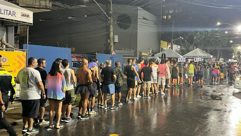 Governador da Bahia reforça possibilidade de fechamento dos circuitos do carnaval em caso de superlotação