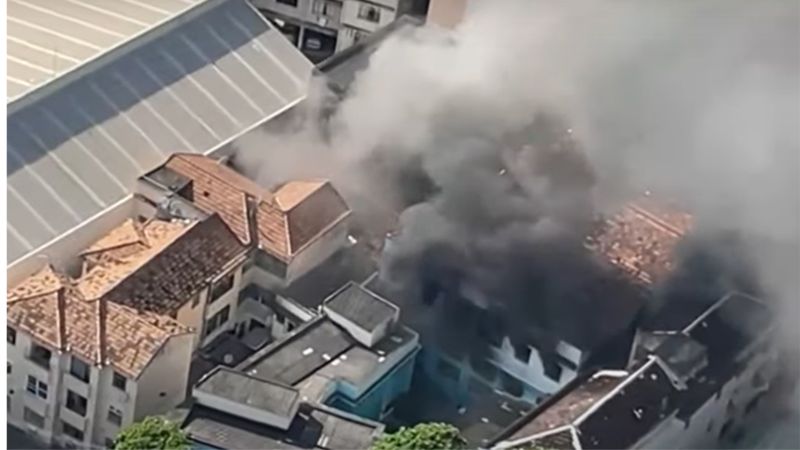 Incêndio atinge fábrica no Rio e deixa feridos; funcionários relataram fuga dramática