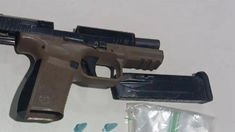 PM Apreende Arma e Drogas em Camaçari, Região Metropolitana de Salvador