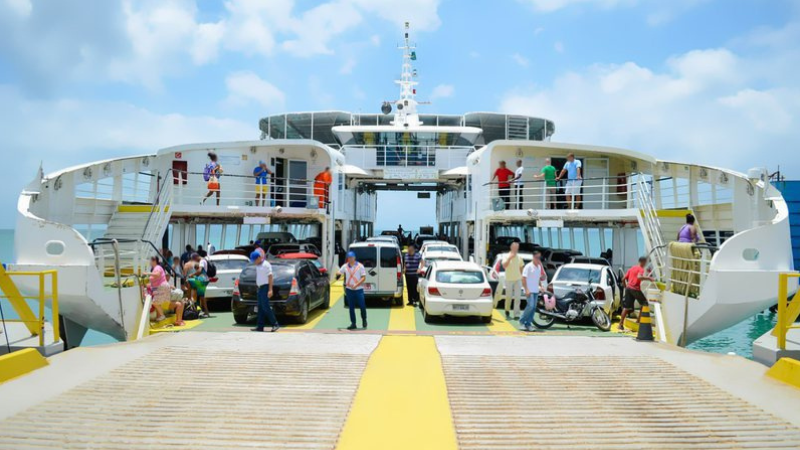 Ferry-boat tem espera de até 3 horas nesta quinta-feira de Carnaval