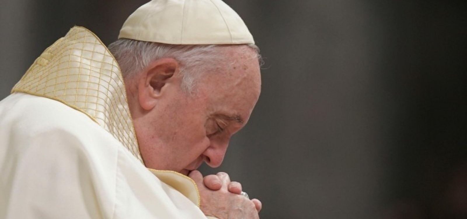 Papa Francisco apresenta melhora após crise respiratória, mas quadro ainda inspira cuidados