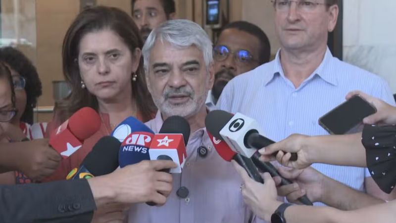 Humberto Costa assume presidência interina do PT com afastamento de Gleisi Hoffmann