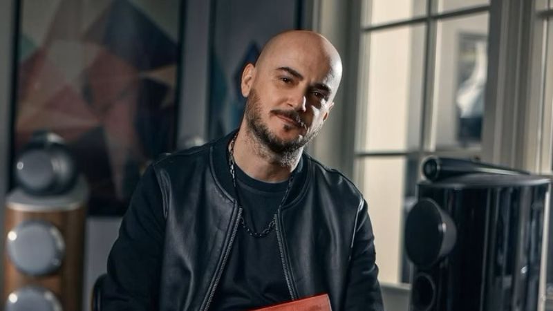 Vocalista de grupo de hip hop morre ao tentar salvar fãs em incêndio em boate