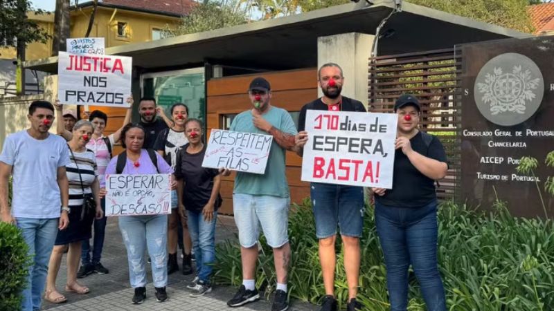 Brasileiros enfrentam dificuldades em Portugal e planejam greve
