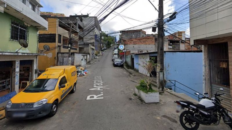 Policial militar reformado tem casa invadida por traficantes do Comando Vermelho em Salvador