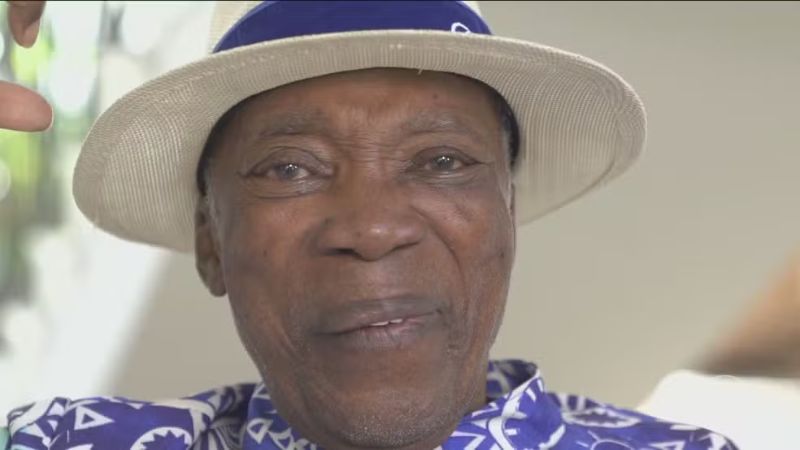 Milton Nascimento celebra homenagem da Portela com emoção e alegria