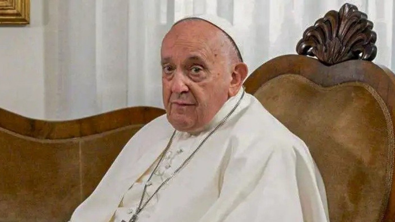 Papa Francisco segue estável após a madrugada, mas quadro ainda inspira cuidados
