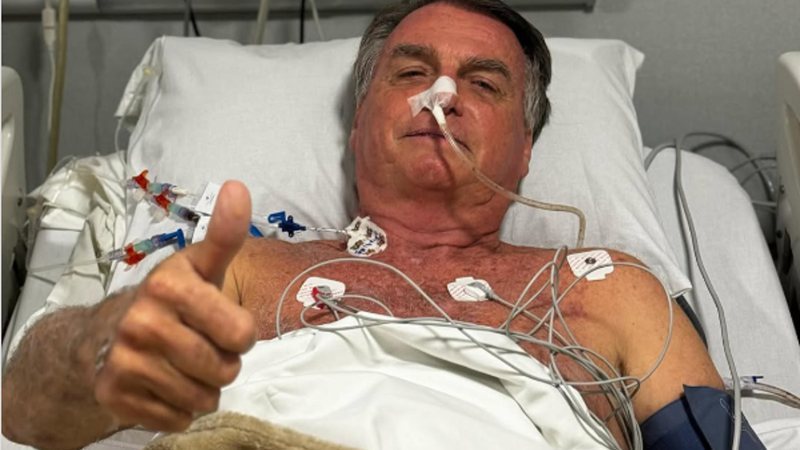 Após cirurgia, Bolsonaro revela quando deve receber alta hospitalar