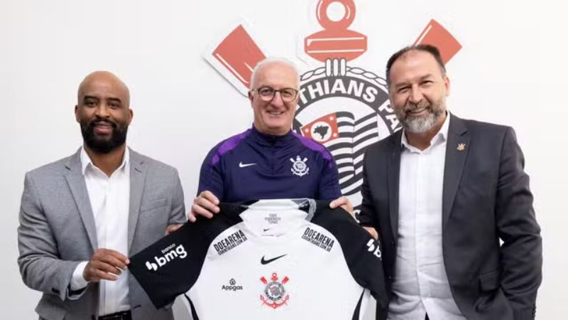 Corinthians anuncia Dorival Júnior como novo técnico