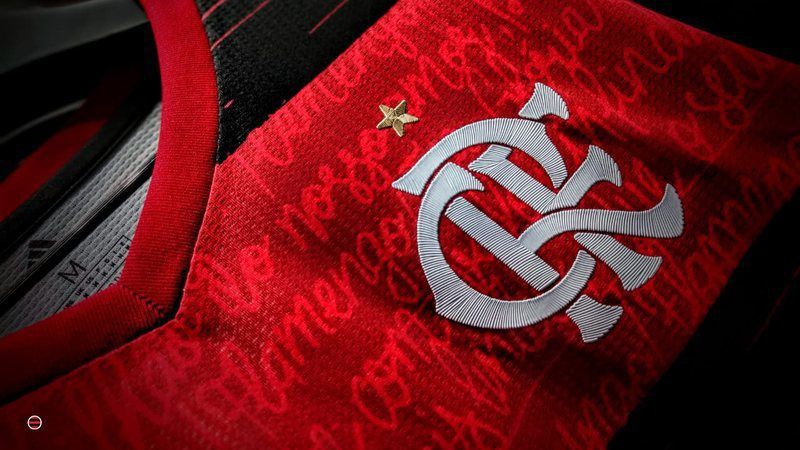 Flamengo confirma retorno de titulares para confronto contra o Vitória