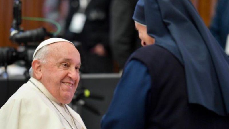 Médico relata últimos momentos do Papa Francisco