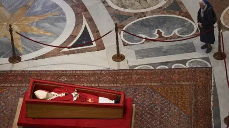 Detalhes dos rituais de despedida do Papa Francisco