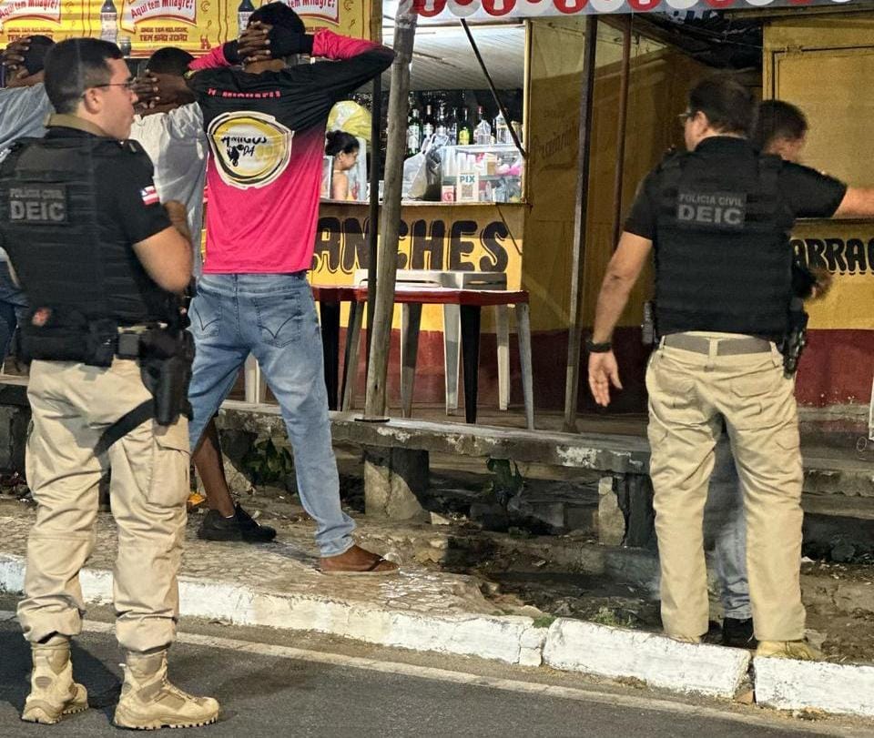 Polícia Civil realiza ações contra furtos e roubos nos entornos dos circuitos da Micareta de Feira