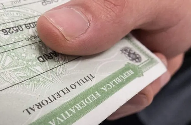 Mais de 5,3 milhões de títulos de eleitor serão cancelados por irregularidades, alerta TSE