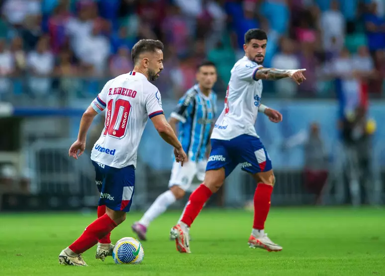 Elenco do Bahia começa preparação para jogo contra o Flamengo