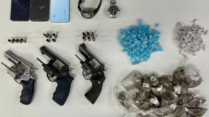 Três suspeitos morrem em troca de tiros com a PM no bairro da Liberdade