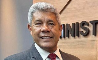 Jerônimo Rodrigues anuncia obras e equipamentos para mais de 100 municípios, nesta quinta (18)