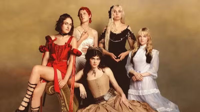 Last Dinner Party celebra ascensão de músicas sáficas e se apresenta no C6 Fest