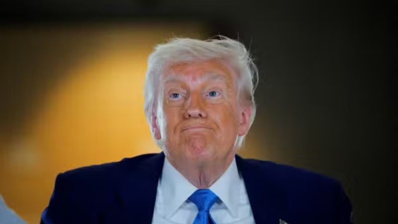 Justiça dos EUA bloqueia tarifaço de Trump e abre disputa jurídica sobre poderes presidenciais