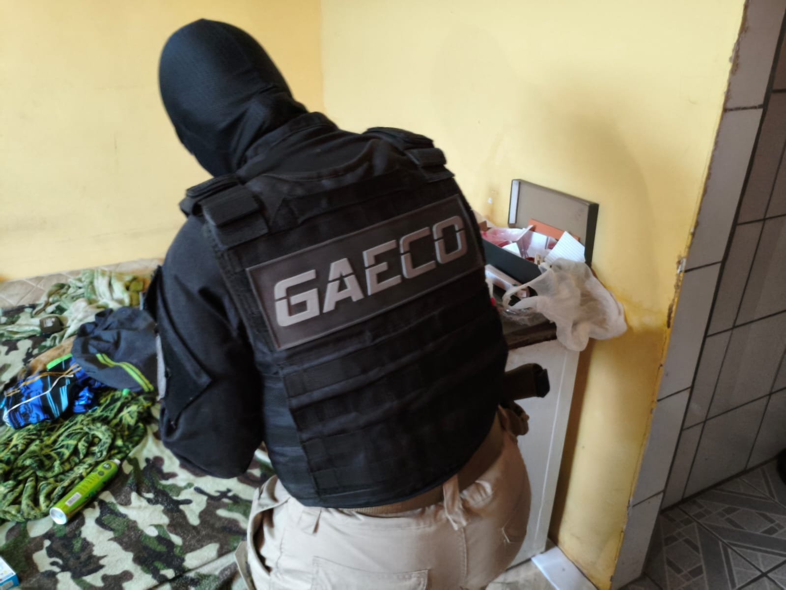 Professor investigado por armazenar pornografia infantil é alvo de operação do MP no norte da Bahia