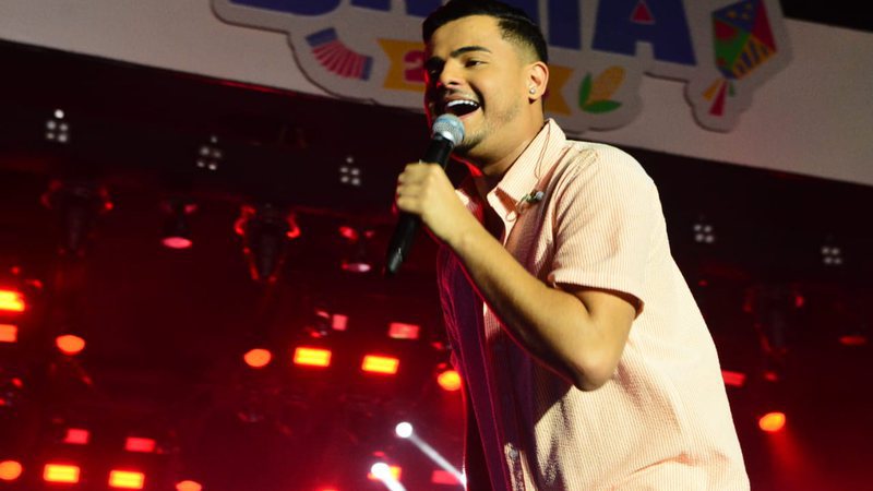 Heitor Costa anuncia que será pai pela primeira vez: “Agora tenho uma preocupação na vida”